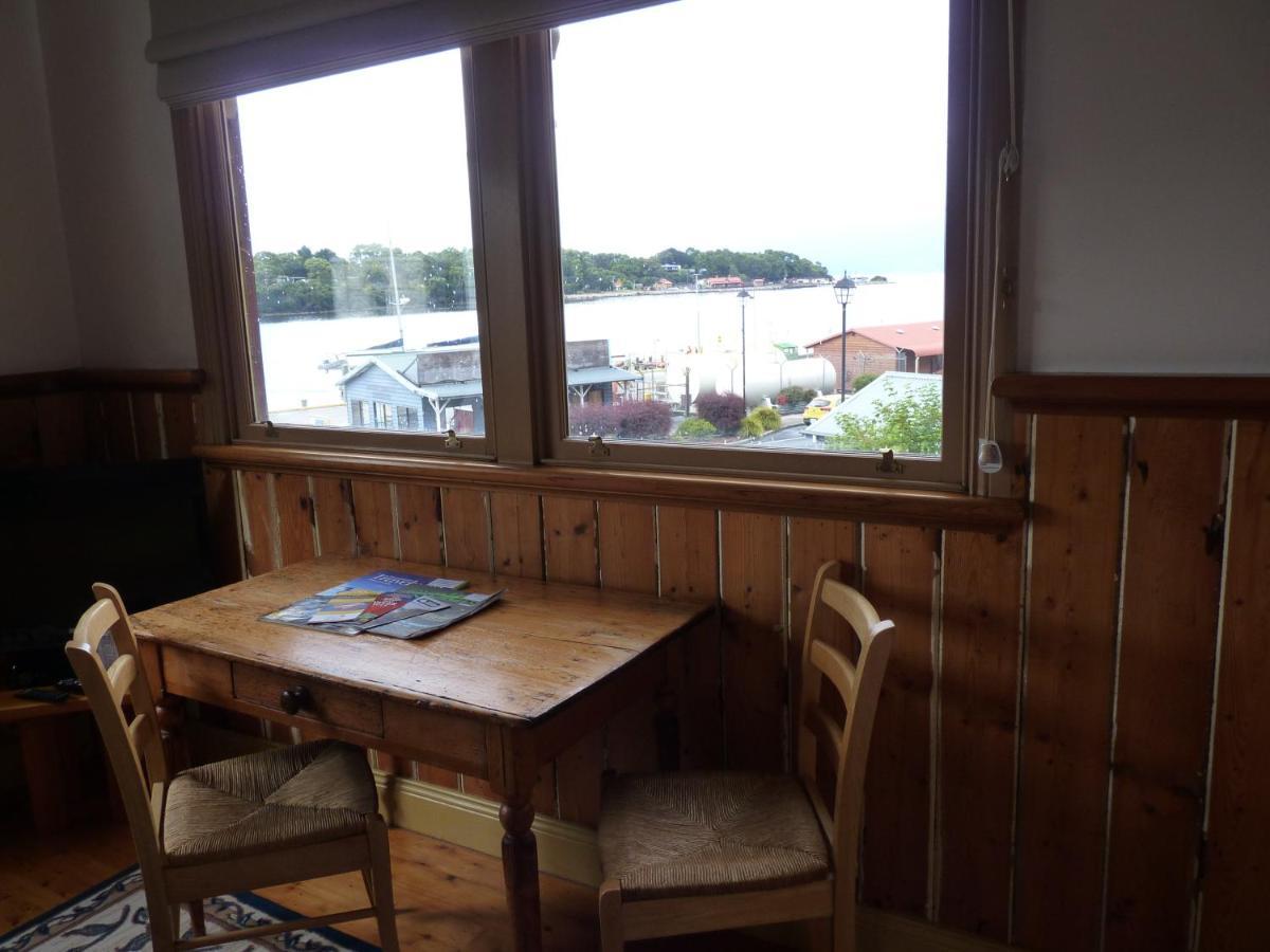 Bushman'S At Strahan Aparthotel Exterior foto