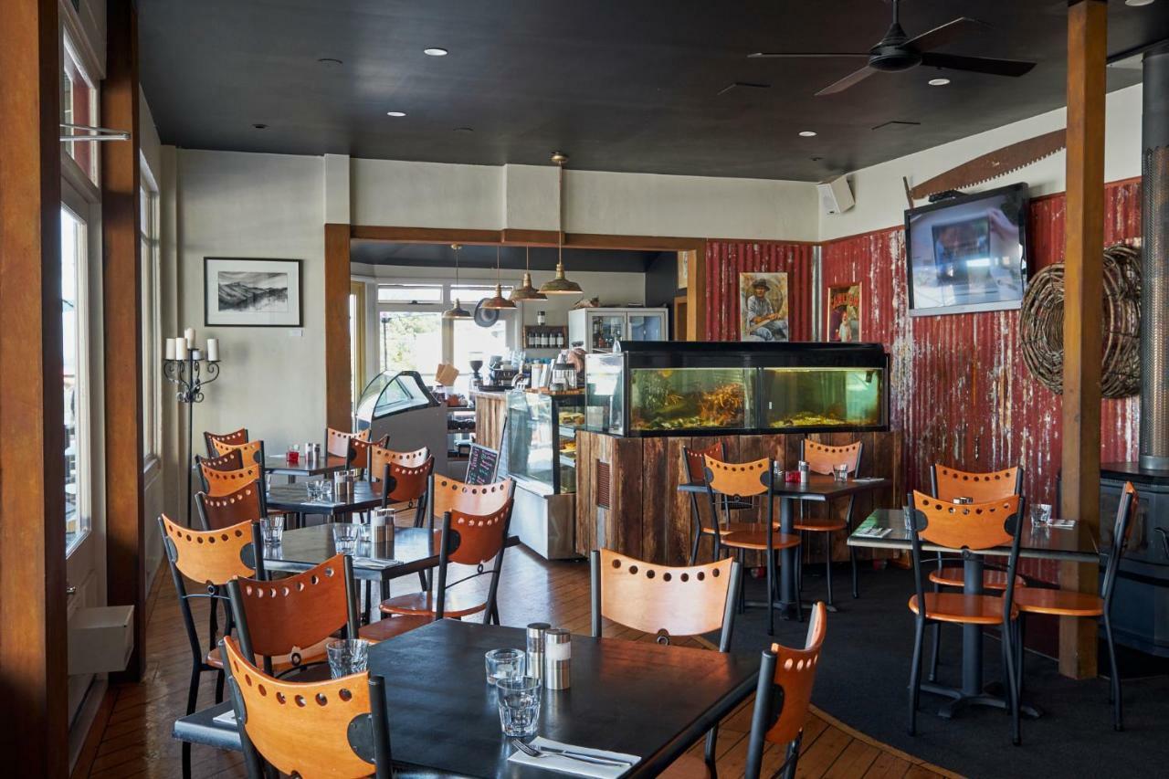 Bushman'S At Strahan Aparthotel Exterior foto